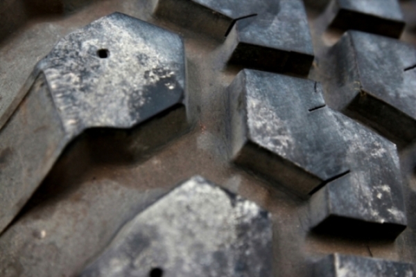 ขายยางมัด 33 12.5 R15 พร้อมแม็ก Inter