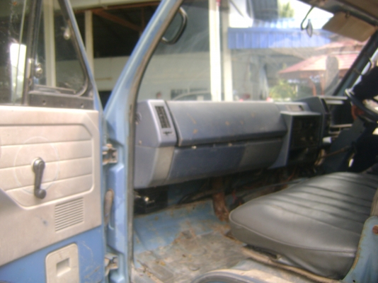 ขายรถ 6 ล้อ NPR รถห้างแท้ เกียรสัน เครื่อง 115 แรง เครื่องดี คัชชีเดิม สภาพพร้อมใช้งาน ขายรถ 6 ล้อ NPR รถห้างแท้ เกียรสัน เครื่อง 115 แรง เครื่องดี คัชชีเดิม สภาพพร้อมใช้งาน