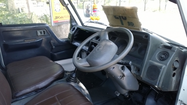 4ล้อใหญ่ TOYOTA BU61RNDเครื่อง 11D เกียร์สั้น รถเดิมๆสวยมากคัสซีสวย เครื่องแน่นๆ....