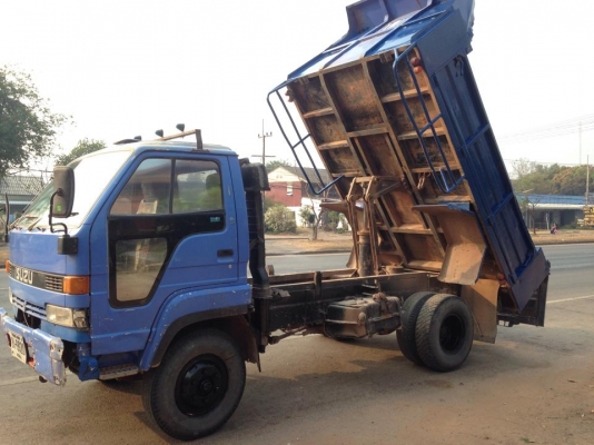 รถ 6 ล้อ ดั้ม ISUZU NRR 32D (195)แรง สภาพสวย พร้อมใช้ รถเดิมๆ รถ 6 ล้อ ดั้ม ISUZU NRR 32D (195)แรง สภาพสวย พร้อมใช้ รถเดิมๆ