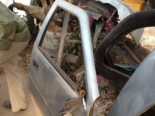 ขายครับซากดราก้อนปี44ทะเบียนเต็มชุดโอนครบเอาไปทั้งคันเลยพี่น้องเบื่อช่างขายครับ