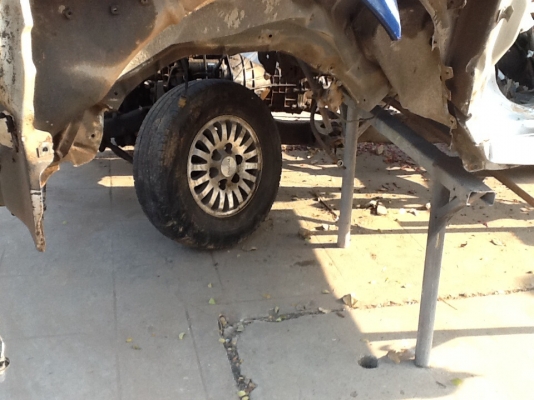 ขายครับซากดราก้อนปี44ทะเบียนเต็มชุดโอนครบเอาไปทั้งคันเลยพี่น้องเบื่อช่างขายครับ