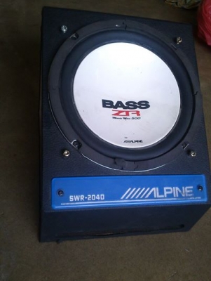 ขายลำโพง sub woofer alpine 8 นิ้วพร้อมตู้