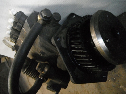 ปั๊มโซล่า ISUZU C 240 (ปั๊มแถวเรียง) ปั๊มโซล่า ISUZU C 240 (ปั๊มแถวเรียง)