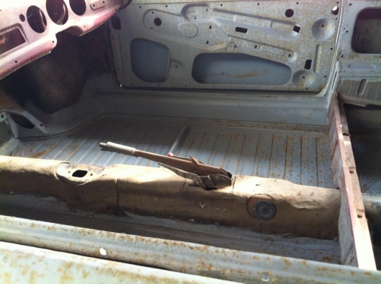 ขายคาร์มานเกีย (Karmann Ghia) Year 1974 (NOS) สนใจโทร 081-6575-447 ขายคาร์มานเกีย (Karmann Ghia) Year 1974 (NOS) สนใจโทร 081-6575-447