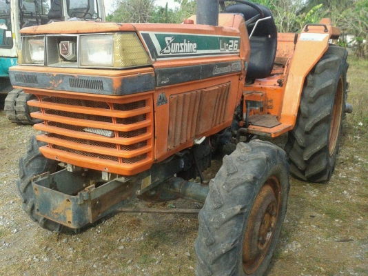 ขายรถไถ KUBOTA L1-26   2เพลา  เครื่องไดเร็ก 4สูบ