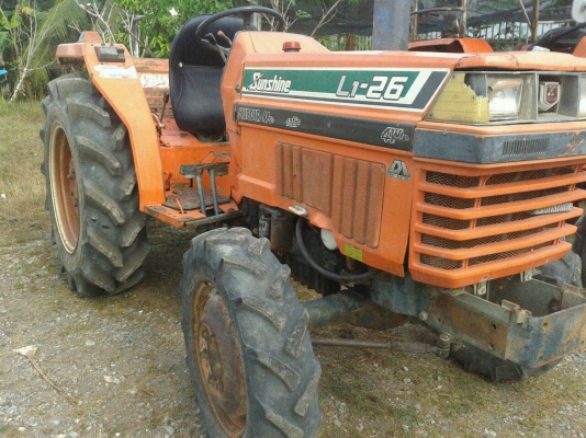 ขายรถไถ KUBOTA L1-26   2เพลา  เครื่องไดเร็ก 4สูบ