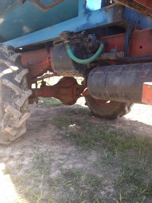 รถ 4WD สีข้าวโฟด โม่ข้าว