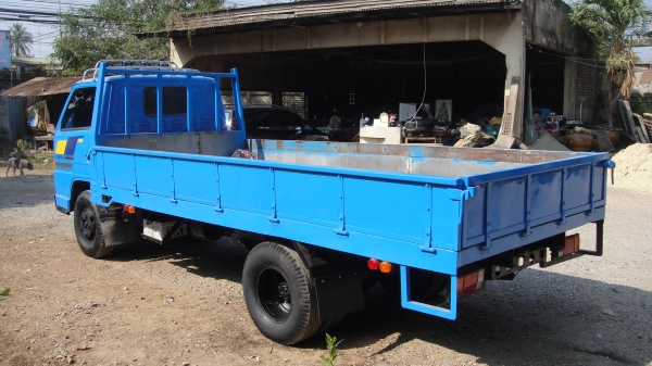 ISUZU NKR เครื่อง4BE1(110แรง) แอร์ เพาเวอร์ กะบะเลส