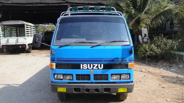 ISUZU NKR เครื่อง4BE1(110แรง) แอร์ เพาเวอร์ กะบะเลส