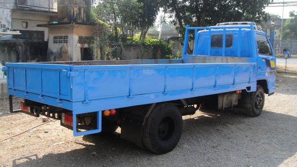 ISUZU NKR เครื่อง4BE1(110แรง) แอร์ เพาเวอร์ กะบะเลส