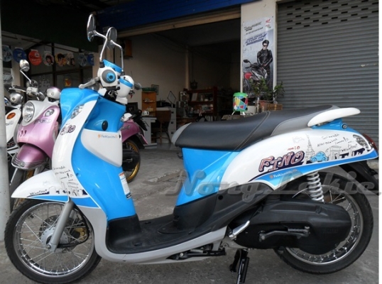 ฟีโน่เกแยกลายปารีส รถปี55 วิ่งน้อยเครื่องใสภายนอกไม่มีรอยภาษียังไม่ขาด