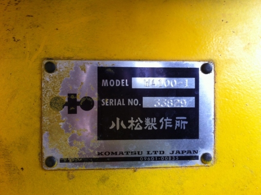 ขายรถตักล้อยาง KOMATSU WA100-1