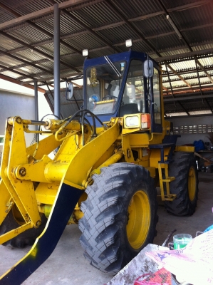 ขายรถตักล้อยาง KOMATSU WA100-1