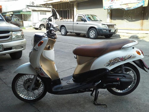 fino ปี 53 สีขาว พรีเมียม รถสวย สภาพ 90 เปอร์เซ็นต์ เครื่องเดิมแน่นๆ