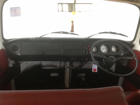 ขายครับ ตู้แตงโมปี 72 ไฟเลี้ยวล่าง เดิมๆ ทั้งคัน มีทะเบียน เครื่องเดิม1600 มีแอร์ ราคาคุยกันได้ครับต้องการใช้เงิน ขายครับ ตู้แตงโมปี 72 ไฟเลี้ยวล่าง เดิมๆ ทั้งคัน มีทะเบียน เครื่องเดิม1600 มีแอร์ ราคาคุยกันได้ครับต้องการใช้เงิน