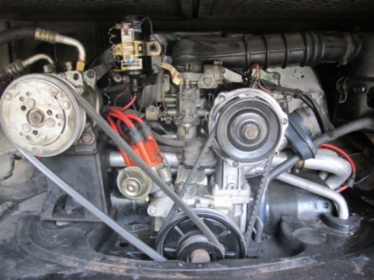 ขายครับ ตู้แตงโมปี 72 ไฟเลี้ยวล่าง เดิมๆ ทั้งคัน มีทะเบียน เครื่องเดิม1600 มีแอร์ ราคาคุยกันได้ครับต้องการใช้เงิน ขายครับ ตู้แตงโมปี 72 ไฟเลี้ยวล่าง เดิมๆ ทั้งคัน มีทะเบียน เครื่องเดิม1600 มีแอร์ ราคาคุยกันได้ครับต้องการใช้เงิน