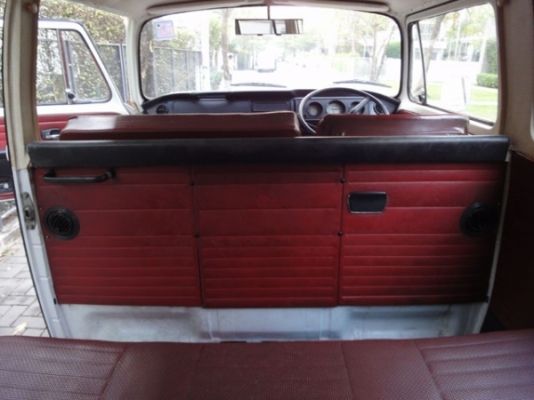 ขายครับ ตู้แตงโมปี 72 ไฟเลี้ยวล่าง เดิมๆ ทั้งคัน มีทะเบียน เครื่องเดิม1600 มีแอร์ ราคาคุยกันได้ครับต้องการใช้เงิน ขายครับ ตู้แตงโมปี 72 ไฟเลี้ยวล่าง เดิมๆ ทั้งคัน มีทะเบียน เครื่องเดิม1600 มีแอร์ ราคาคุยกันได้ครับต้องการใช้เงิน