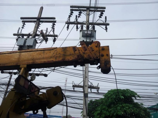 ขายเครน TADANO SuperZ 3ตัน5ปอก ท้องวี 4.5ตัน4ปอก ท้องแบน บูม5ตัน 5ปอก ปอกที่2ไม่มี แกนครบ แท่น5ตันและ3ตัน ขาช้าง2ขาครับ