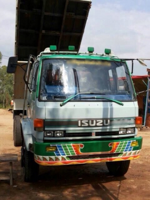 ขายรถบรรทุกสิบล้อดั๊มพ์ Isuzu นางฟ้า เครื่อง 240 แรง ปี 39 กระบะเหล็ก ทะเบียนพร้อม ขายรถบรรทุกสิบล้อดั๊มพ์ Isuzu นางฟ้า เครื่อง 240 แรง ปี 39 กระบะเหล็ก ทะเบียนพร้อม