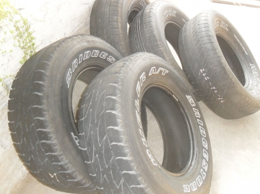 ยาง 265/70R16 สวยๆ 5 เส้น ราคา 2400 บาท ยาง 265/70R16 สวยๆ 5 เส้น ราคา 2400 บาท