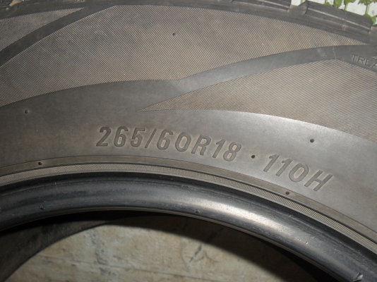 ยาง MAXXIS 265/60R18 ปี10 สวยๆ 1 คู่ ราคา 1700 บาท