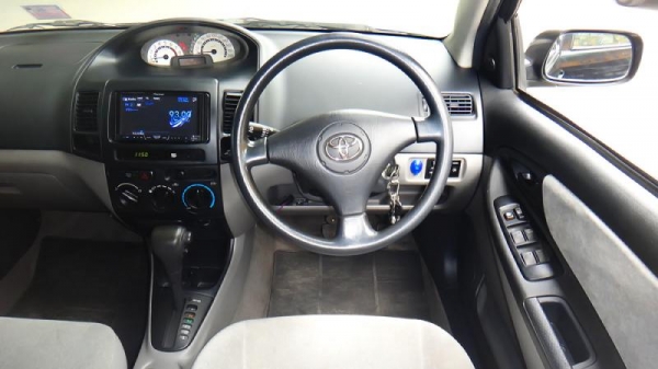 TOYOTA VIOS 1.5  VVTi AT ปี 2004