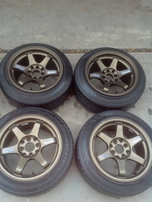 ขายte37 ขอบ15 4/100/114.3น8ล9 พร้อมยางบริสโตน 185/55/15 ปี10 90\%