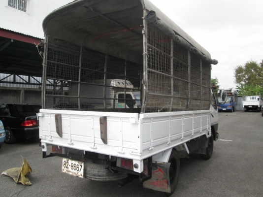 ขาย Mitsubishi Canter 4ล้อป้ายใหญ่ 3.1ดีเซล ปี04.