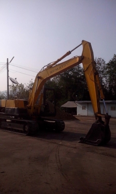 รถแม็คโคร เก่านอก สภาพพร้อมใช้งาน รถแม็คโคร เก่านอก สภาพพร้อมใช้งาน