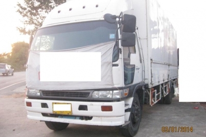 ขาย FF1J 210 แรง ตู้ปีกนกยาว 7.2 m สภาพพร้อมใช้ โทร 088-4501277