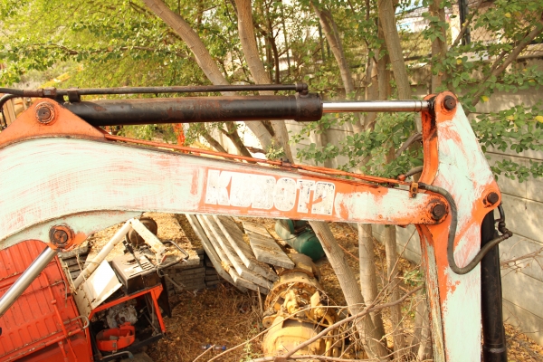 ขายรถแบคโฮ KUBOTA: KH15 เทียบเท่า pc30 สภาพมาเดิมๆ เครื่อง 3 สูบ ราคา 185,000 บาท