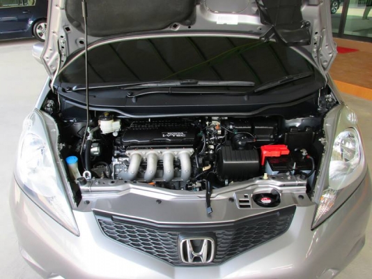 HONDA JAZZ  i-VTEC 1.5 MT ปี 2009