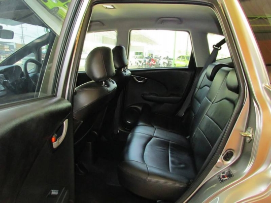 HONDA JAZZ  i-VTEC 1.5 MT ปี 2009