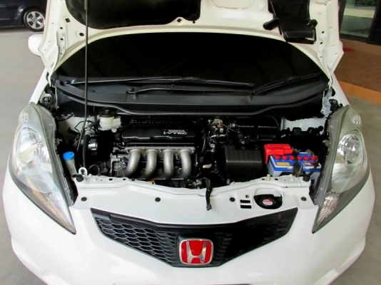 HONDA JAZZ  i-VTEC 1.5 AT ปี 2008