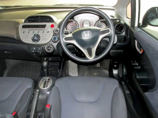 HONDA JAZZ  i-VTEC 1.5 AT ปี 2008