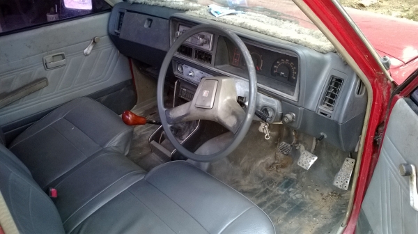 ขาย ISUZU KB2200 เดิมๆแห้งๆอีกคันครับ ขาย ISUZU KB2200 เดิมๆแห้งๆอีกคันครับ