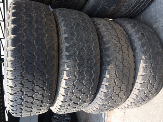 ยาง 235/70/15 2ชุด ถูกๆ ยาง 235/70/15 2ชุด ถูกๆ