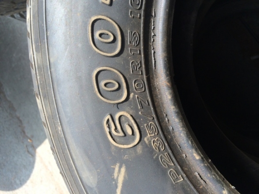 ยาง 235/70/15 2ชุด ถูกๆ ยาง 235/70/15 2ชุด ถูกๆ