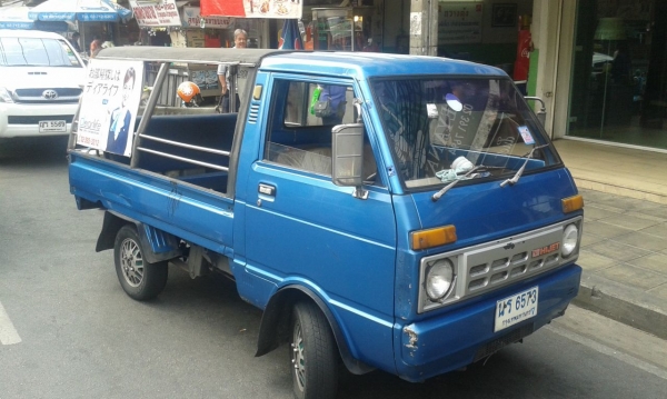 กะป๊อไดฮัทสุ s70ป้ายขาว สวยพร้อมใช้ ค.3สูบติดแก๊ส เล่มแท้ชุดโอนครบ ภาษี57 ช้าอดชัวร์  (กทม.)