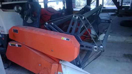 ขายรถเกี่ยวข้าว DC 60 Plus