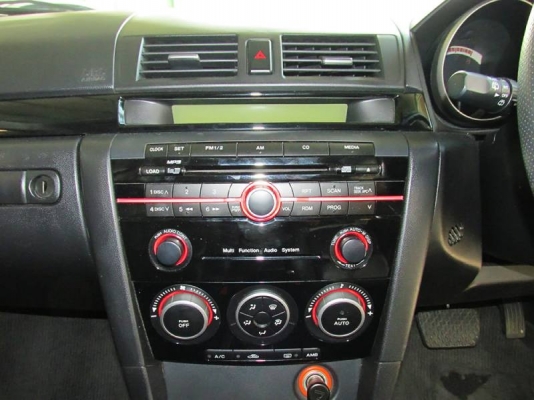 MAZDA 3 5Dr 2.0 AT ปี 2010