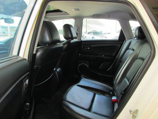 MAZDA 3 5Dr 2.0 AT ปี 2010