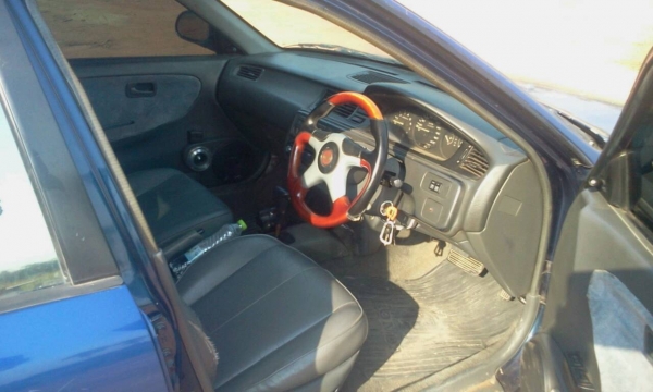 ขาย honda civic 4ประตู รถปี93 เครื่องหัวฉีดติดแก็สlpg  รถใช้งานทุกวัน (แถมแก็สเต็มถังฟรี !!)