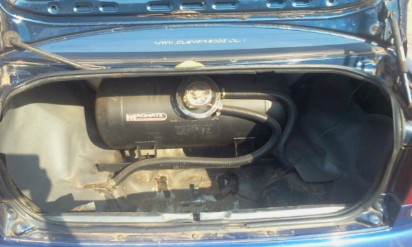 ขาย honda civic 4ประตู รถปี93 เครื่องหัวฉีดติดแก็สlpg  รถใช้งานทุกวัน (แถมแก็สเต็มถังฟรี !!)