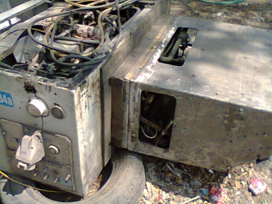 เครื่องทำความเย็นตู้เย็นรถ 6ล้อ-10ล้อ ใช้ได้ทั้ง2ระบบ(ไฟฟ้า-ดีเซล)