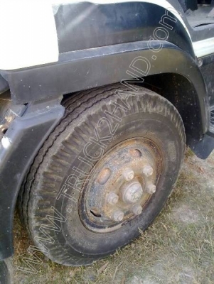 รถบรรทุก 6 ล้อติดเครน ยี่ห้อ ISUZU รุ่น FRR 210