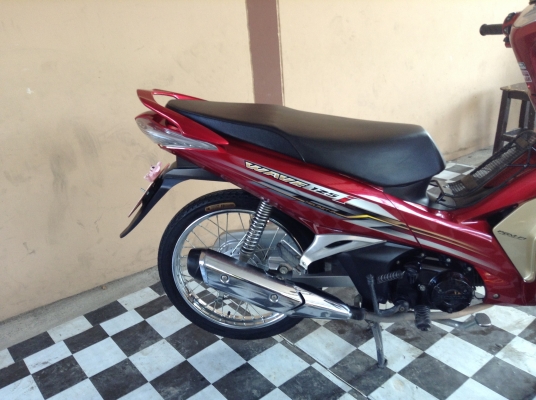 ขาย!!!ฮอนด้าเวฟ125ไอ ตัวใหม่ ปี55 รถเครื่องดีคับ มีเล่มทะเบียนครบ ภาษีไม่หมด