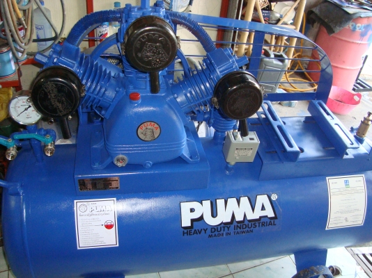 ขายปั๊มลมPUMA 5HP สภาพใหม่ ถังลมขนาด 260 ลิตร