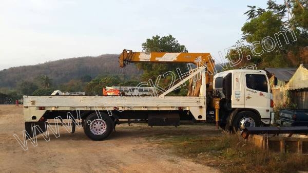 รถบรรทุก 6 ล้อ ติดเครน ยี่ห้อ HINO